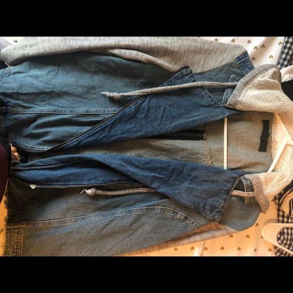 NORDSTROM jean jacket with sweatshirt like parts - Picture 2 of 3